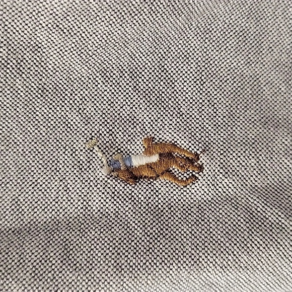 Ralph Lauren Button-down long sleeve shirt. Large - Picture 5 of 5